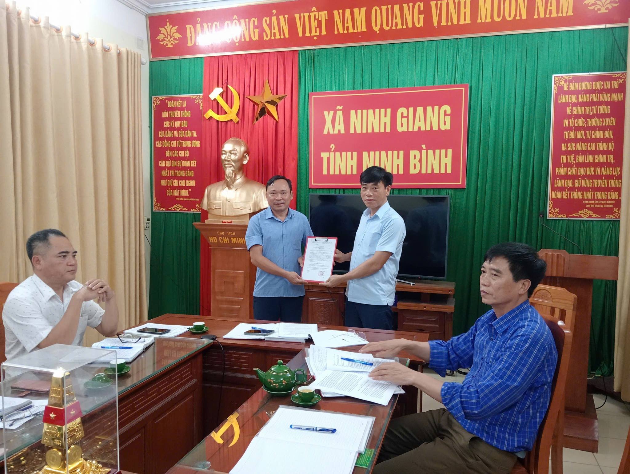 anh tin bai